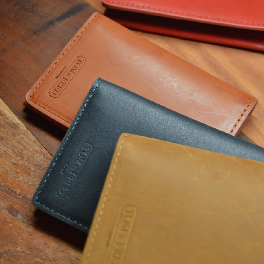 Manchester Vertical Bi-fold – TOM & FRED TIMEPIECES | SA